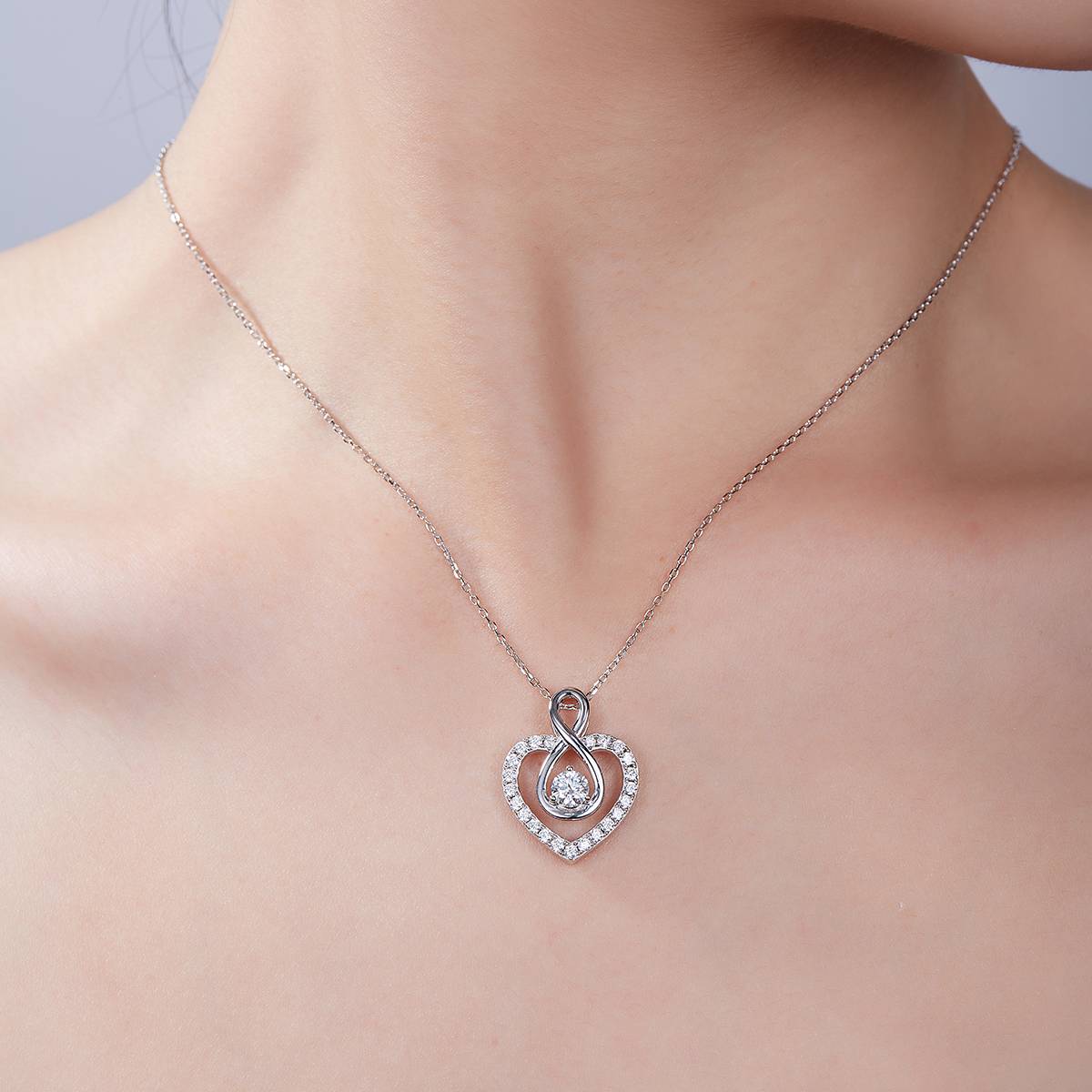 Round main stone infinite love pendant S925 silver Moissanite cherry stone D-grade 1.0CT